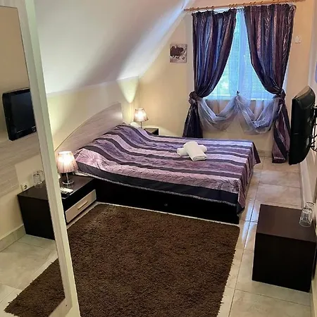 Vendégház Venis House