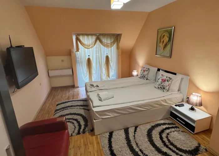 Venis House Гостевой дом 3*