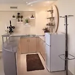 Venis House بلوفديف
