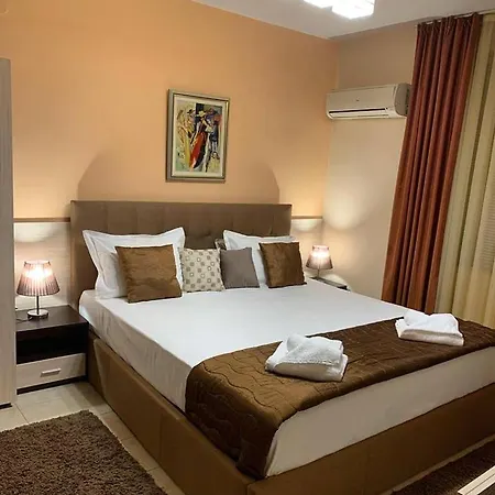 Venis House Пловдив