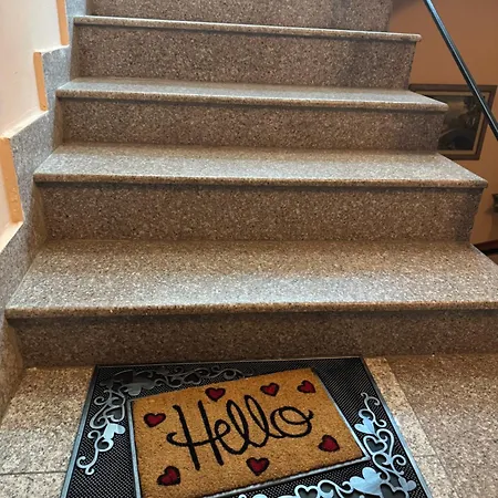 Venis House بيت ضيافة بلوفديف